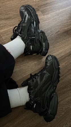 Balenciaga runners