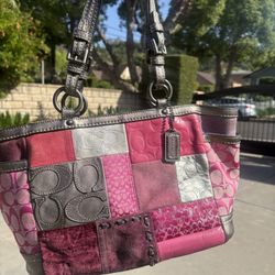 pink super rare vintage coach 