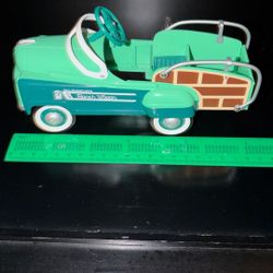 Heavy Diecast Metal Model Of A Ranch Wagon From The Kiddie Classics Collection