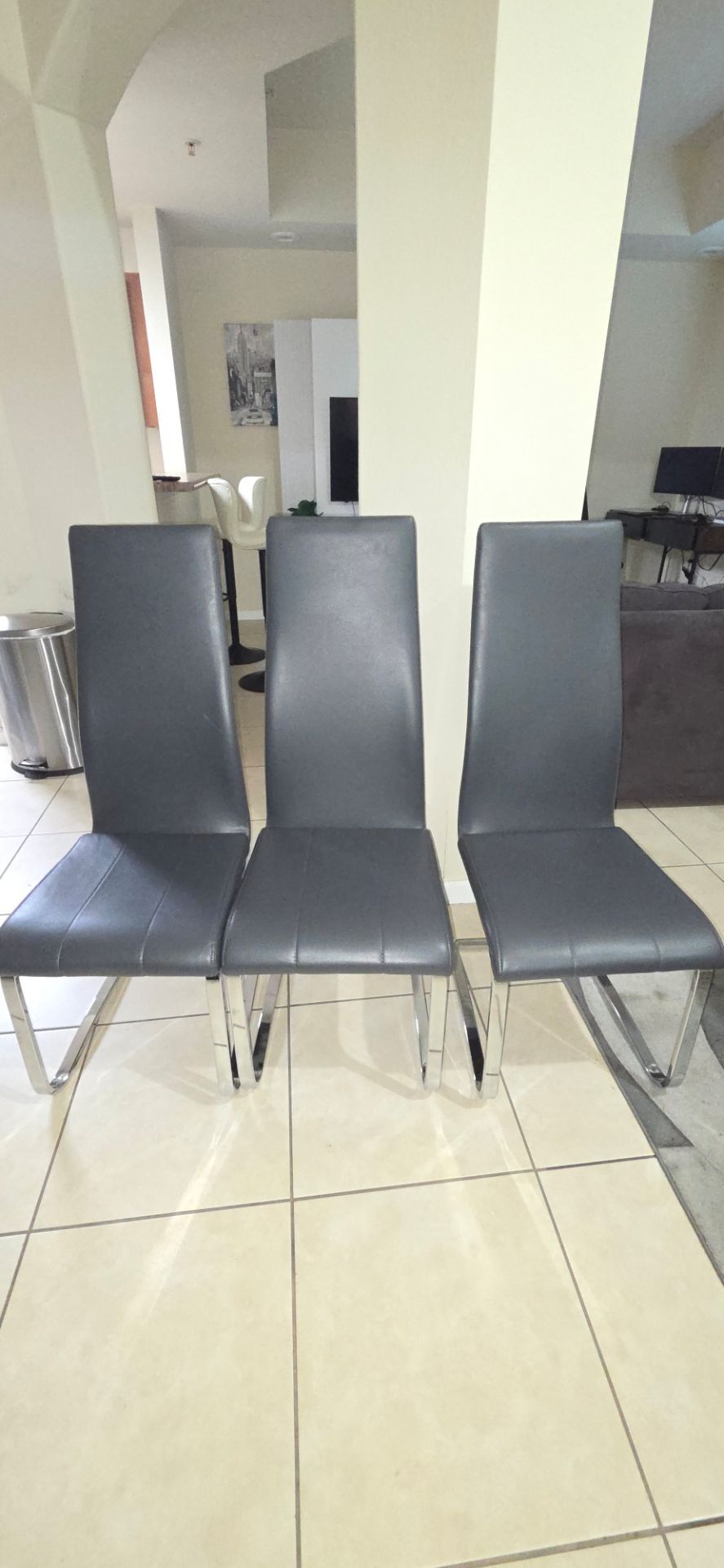 4 Dining chairs