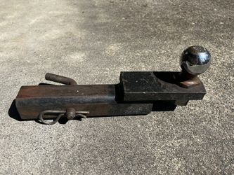 Trailer Hitch Mount With 2” Ball And Pin
