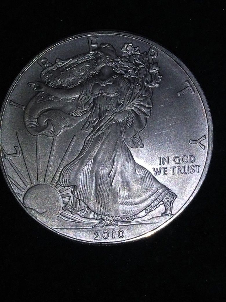 2010 Liberty.999 1 Oz Silver Dollar