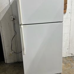 Refrigerator Whirlpool, White
