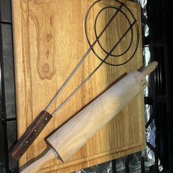 Roti Sekna Stainless Steel Food Serving Tong and wooden rolling pin
