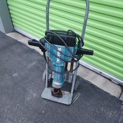 Makita Jack Hammer 