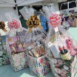 Baskets For MoTher And Graduation 