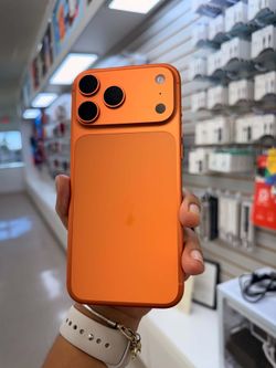 iPhone 17 pro max 2TB unlock
