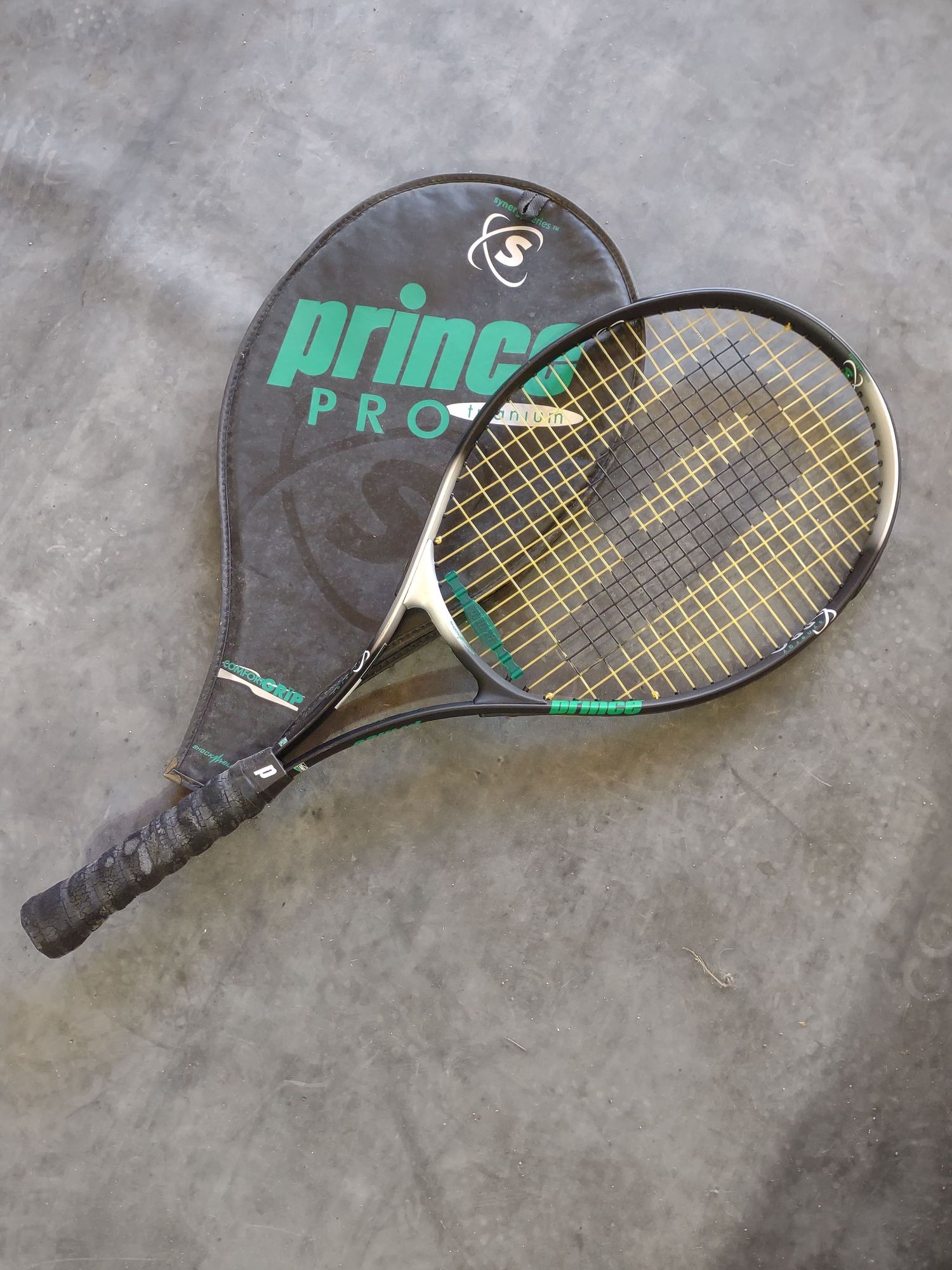 Tennis Racket