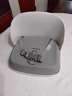 OXO Tot Booster Seat with Straps