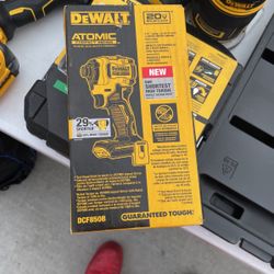 Dewalt 