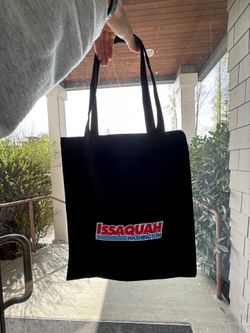 New Embroidered Tote Bags - $10