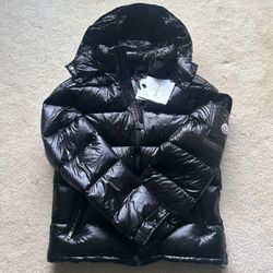Moncler Maya (size 3)