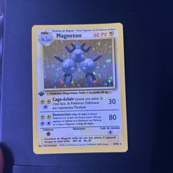 Pokemon 1st Edition French Magneton Holo 009/102 Base Set