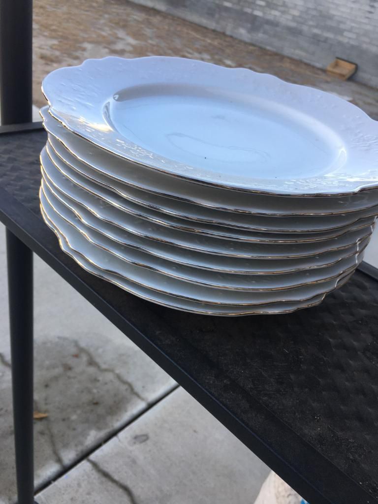 Plates , 2$ Each