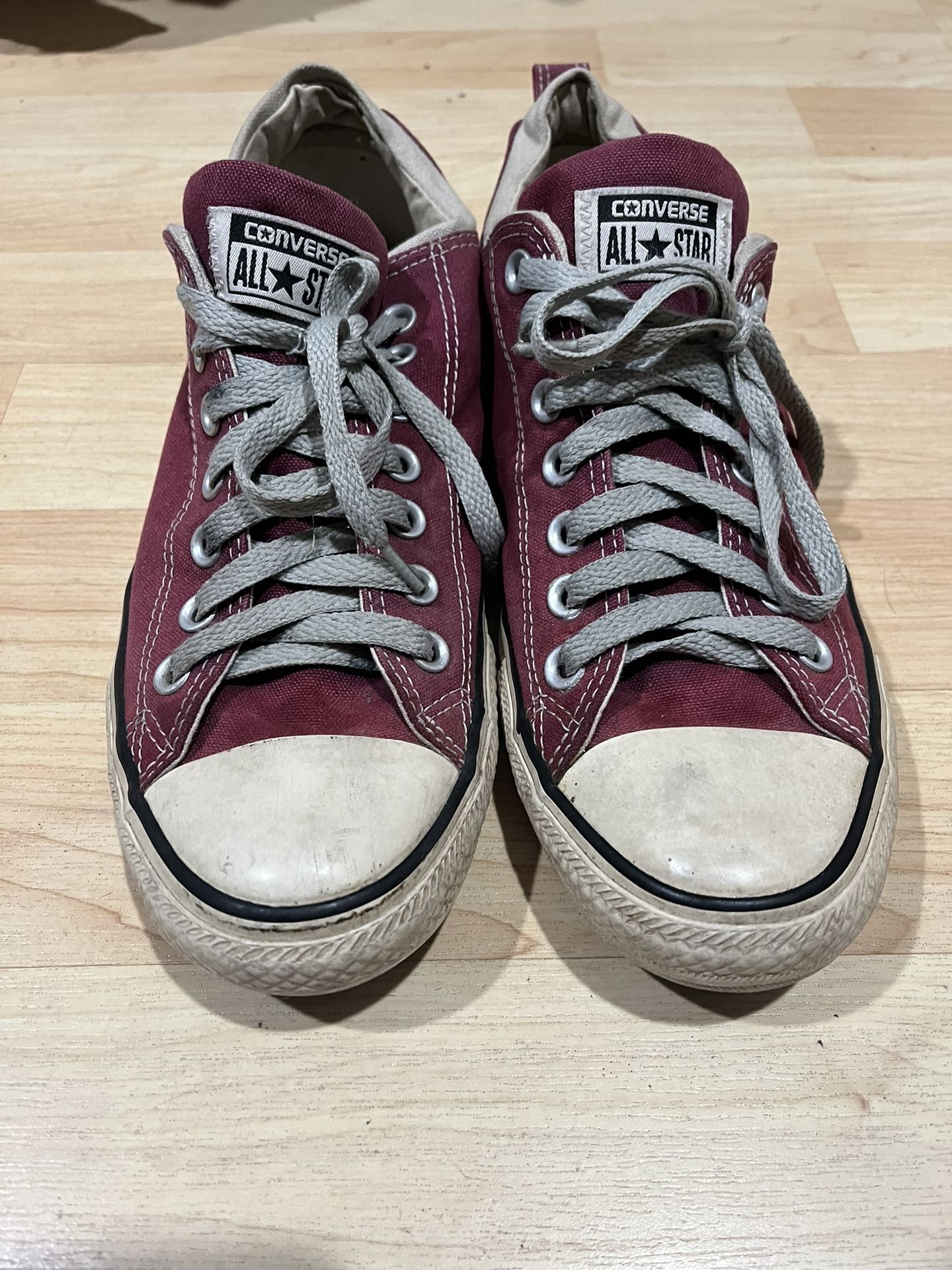 Converse Size 9