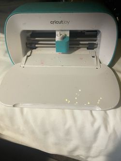 Cricut Joy Cutting Machine