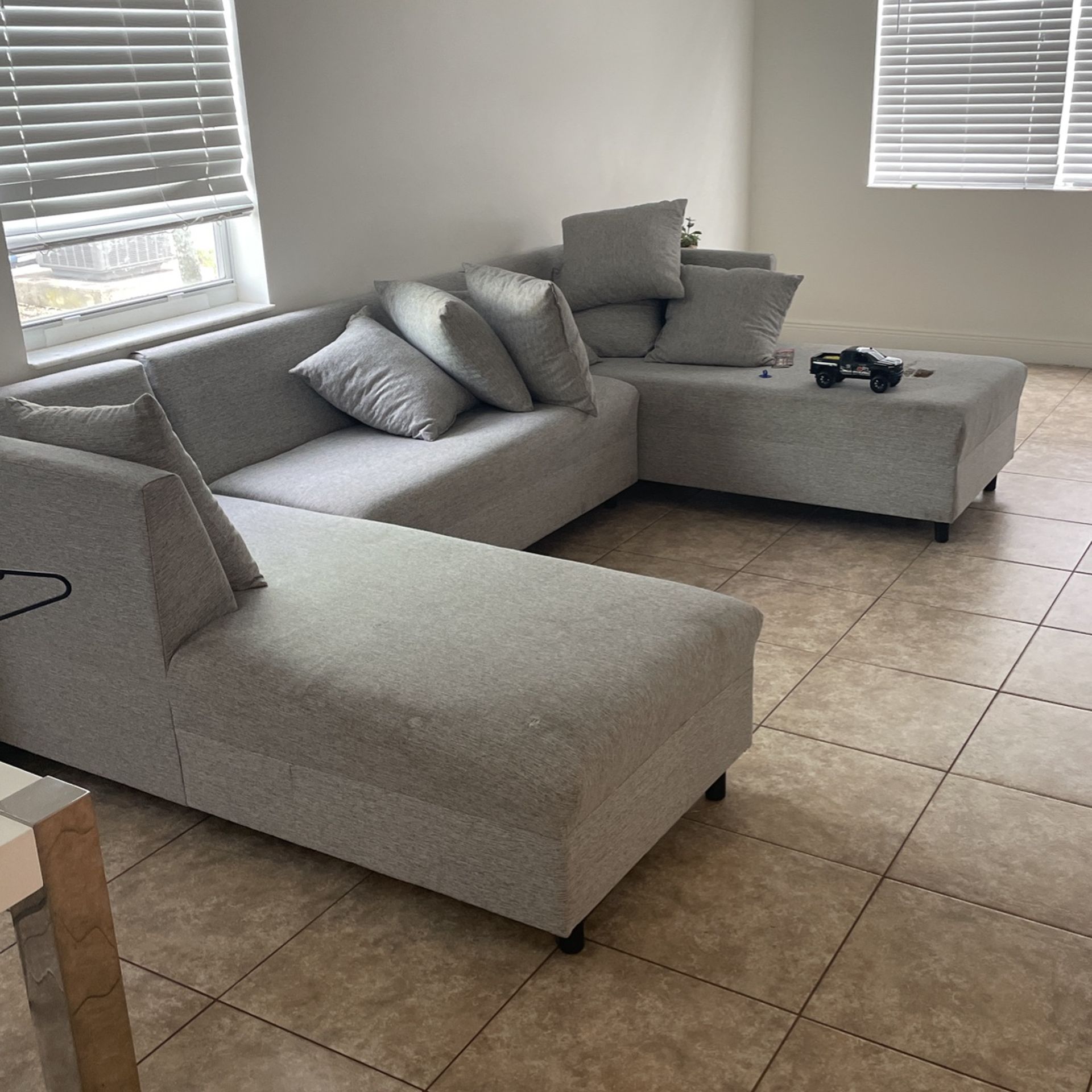 Free Furniture