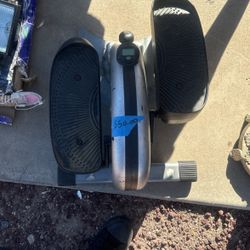 Stamina Inmotion E1000 Compact Lower Body Cardio Senior Workout Leg Pedaling NEW