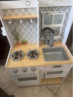 Little kitchen