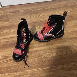 Dr.Martens Shoes