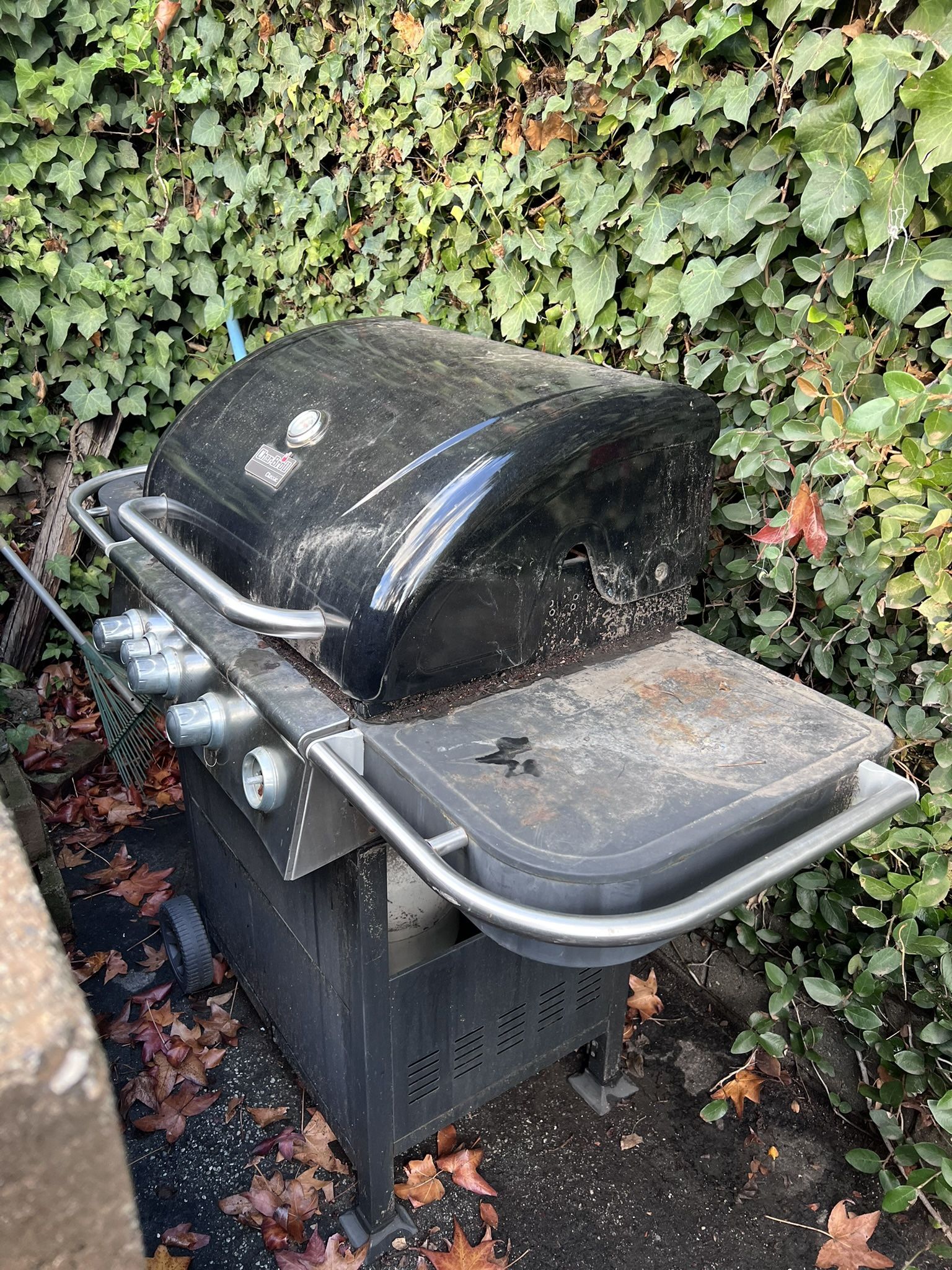 Charbroil Classic BBQ Grill
