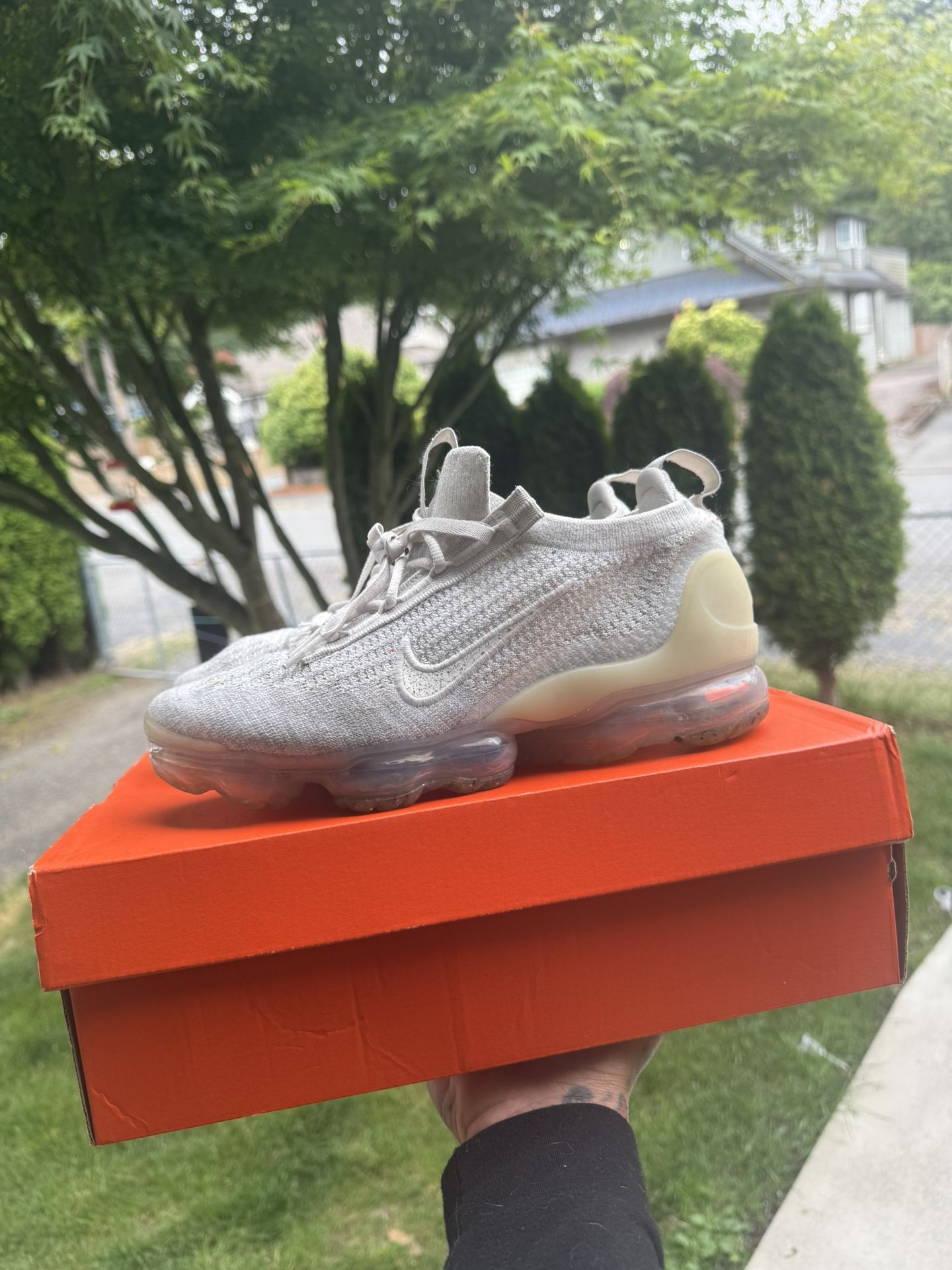 Vapor Max Women Size 9