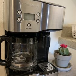 Coffeemaker with Hot Water Dispensing