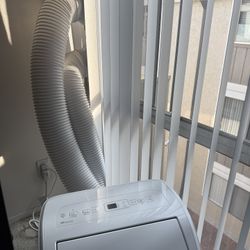 Window AC Unit