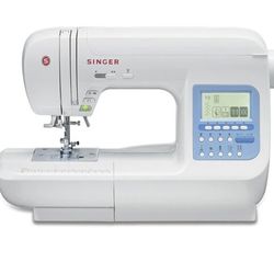 Singer Sewing Machine 