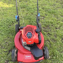 Toro push Lawnmower, works great at first pull!!! Asking $180