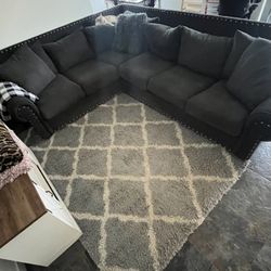 Sectional Couch With Queen Pull Out