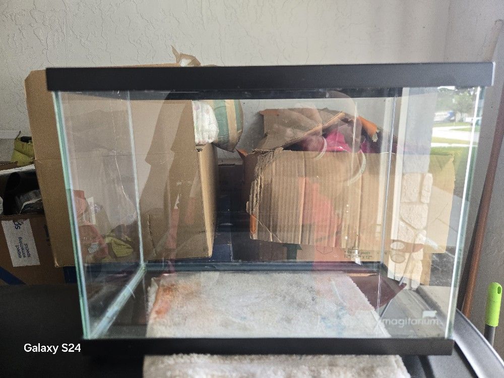 Imagitarium 2.5g Fish Tank 