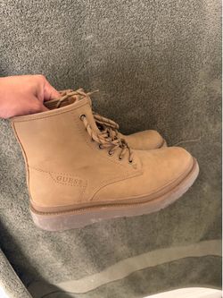 Guess boots