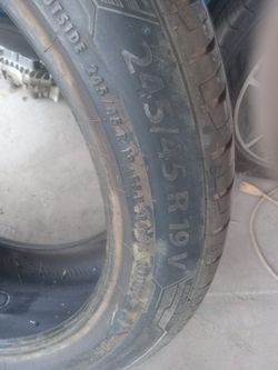 Tire Bravirus 245 45 19