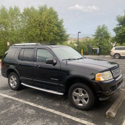 2005 Ford Explorer