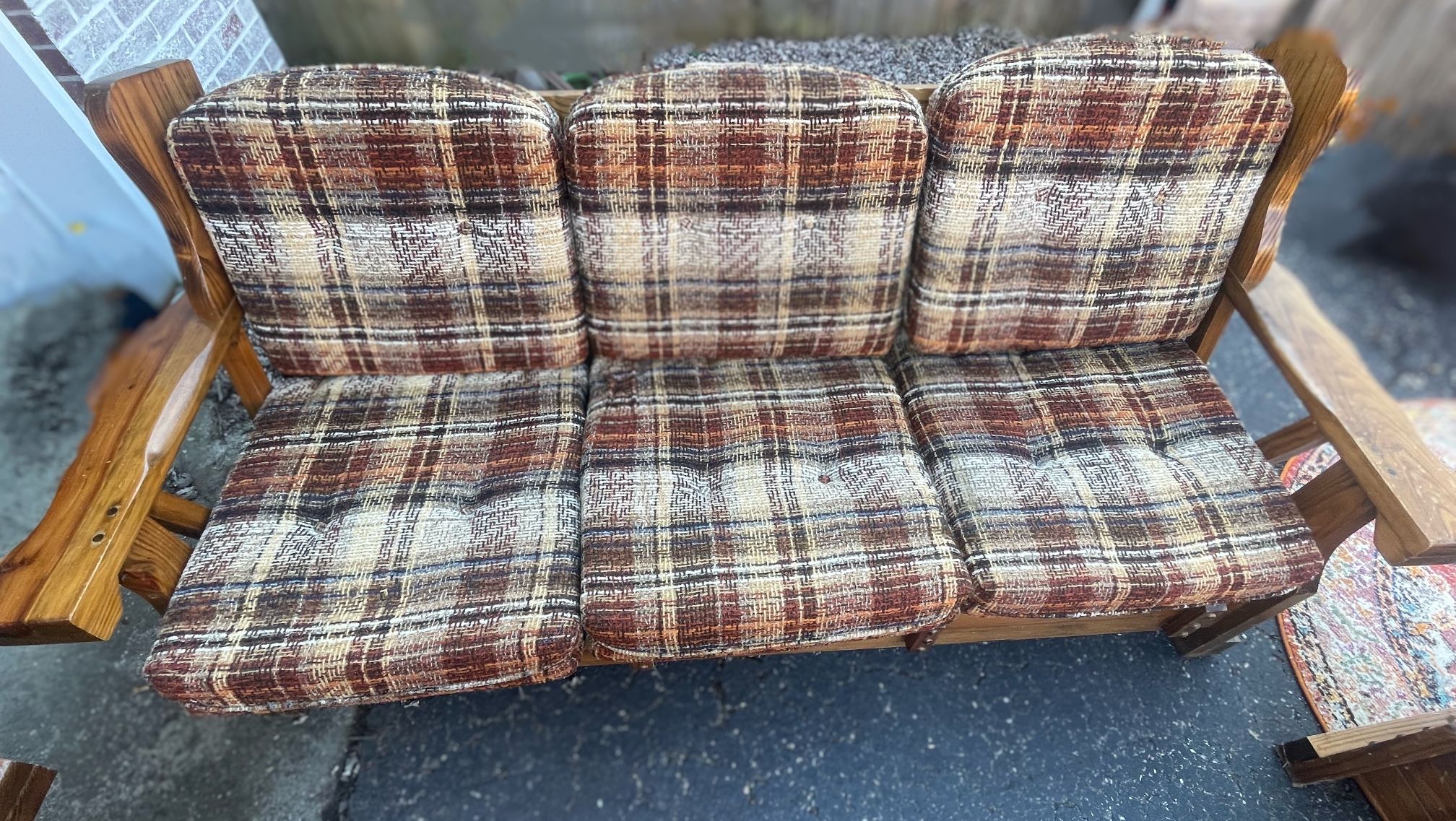 Vintage Plaid Sofa Set