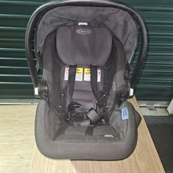 Graco Infant Car Seat