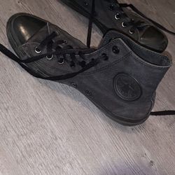 Black Converse 