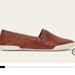 New in box Frye Women's Melanie Slip On shoes sizes 7.5 and 9