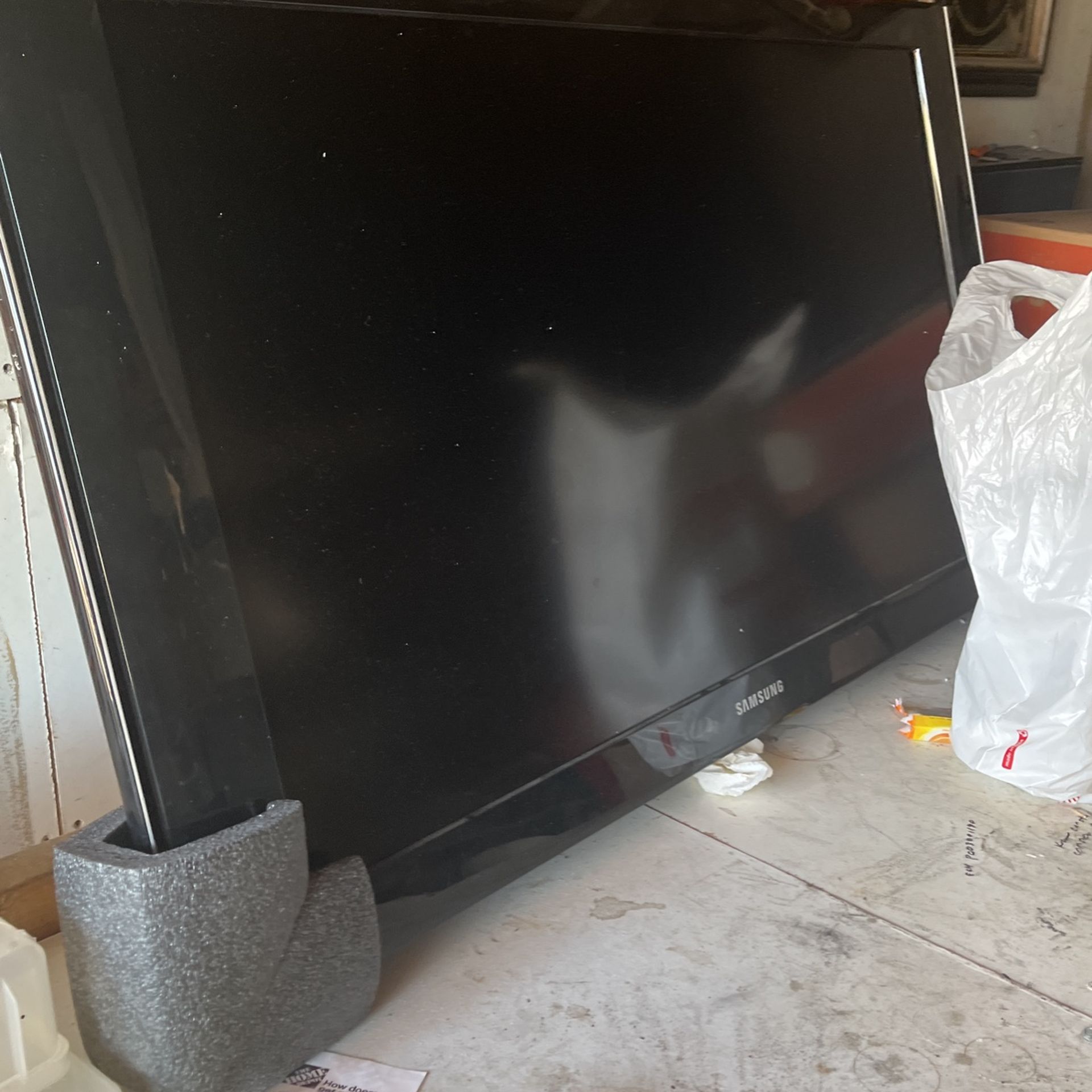 40” Samsung Tv 