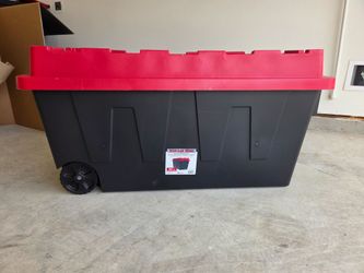 Storage bin - wheels