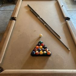 pool table 