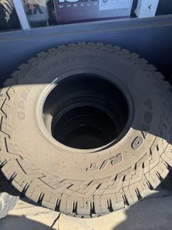 Toyo Open Country Tire