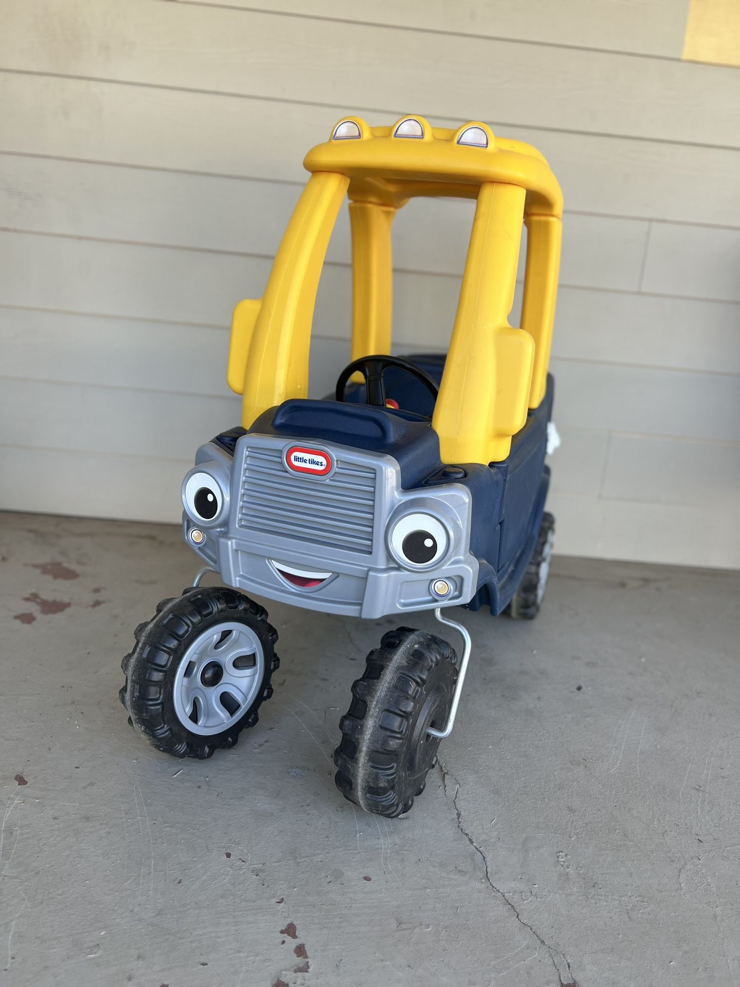 đź’™Little Tikes Car