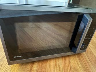 Toshiba Air Fry Microwave Oven