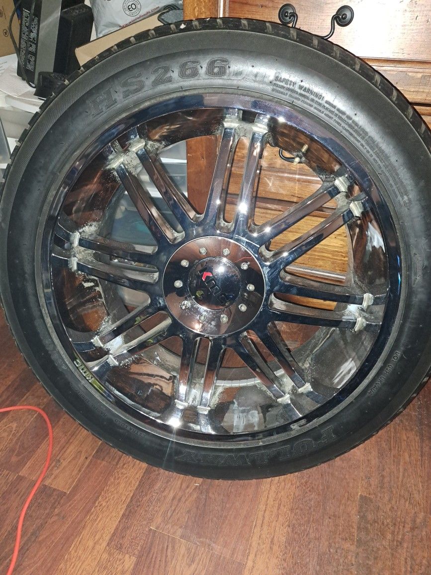 KMC Custom 6 Lug Chrome Rims And Tires 285/45/22