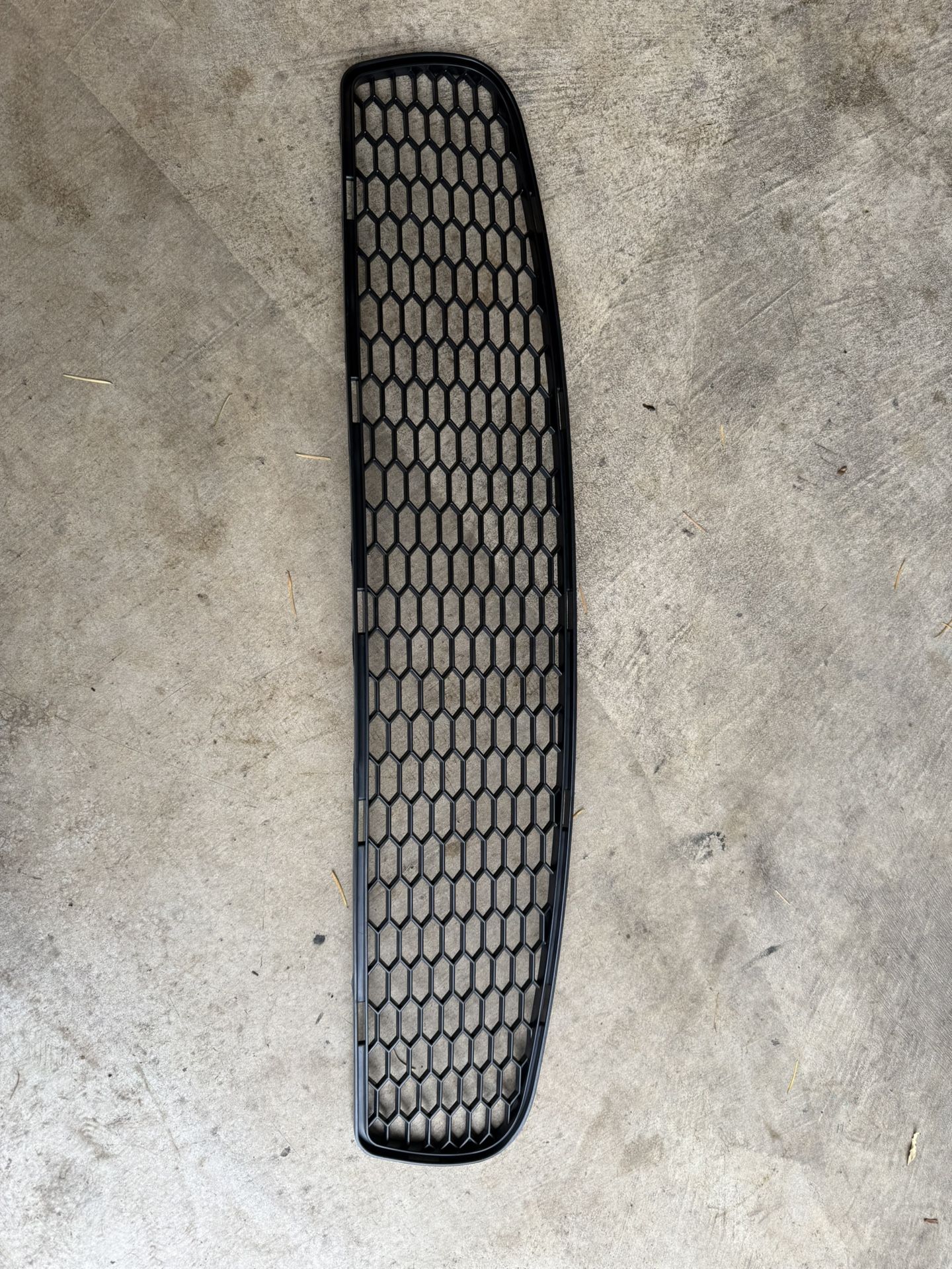 Front Central lower grill for BMW E90 E91 E92 E93 M3 look bumper mesh