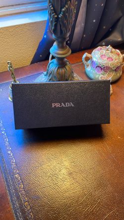 Prada Made In Italy Sun Glasses 