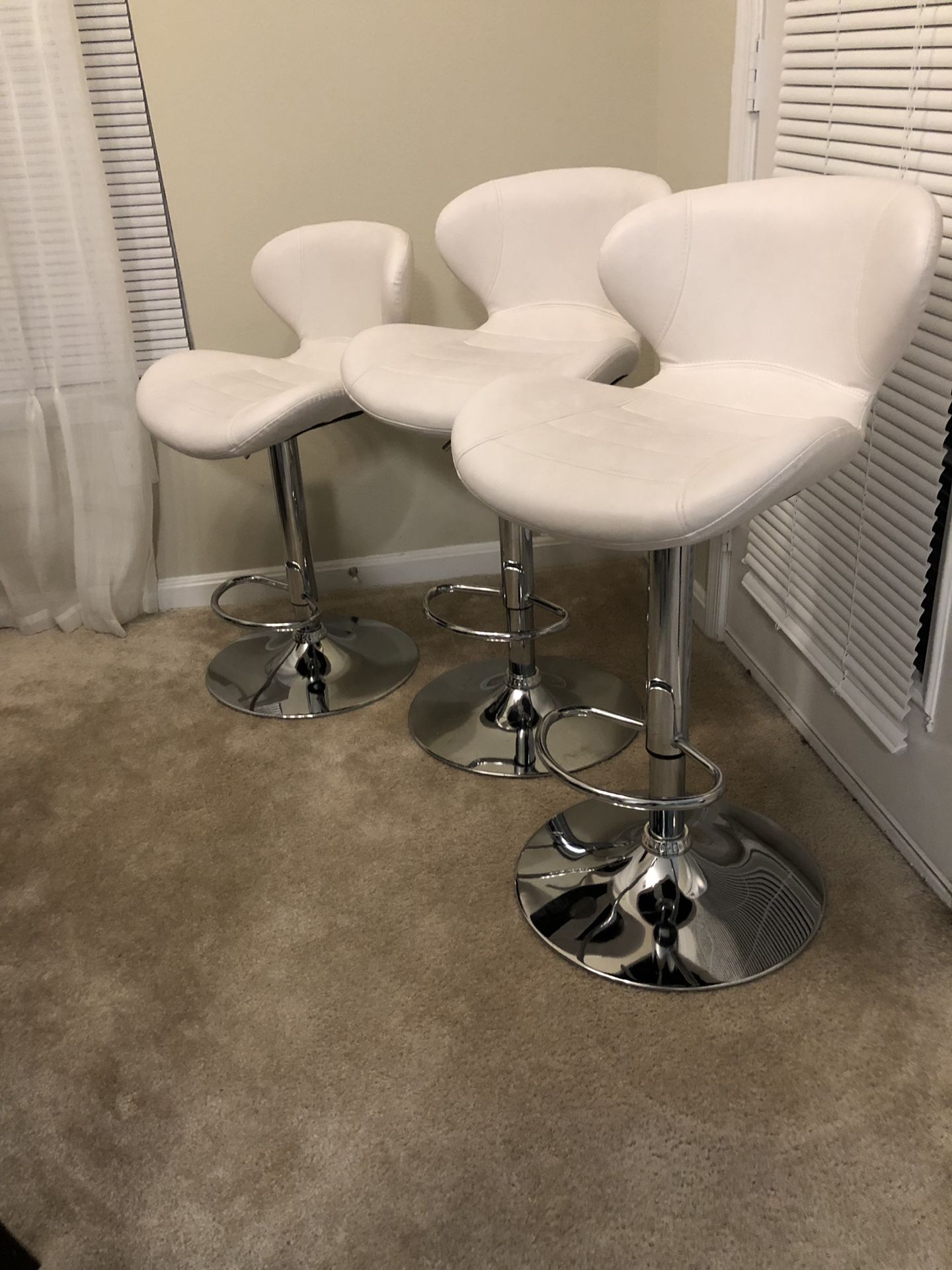 White adjustable bar stools (3)