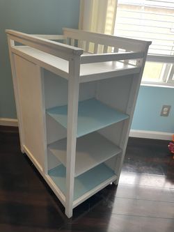 baby changing table